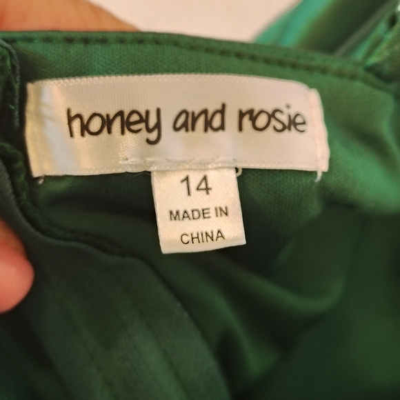 HONEY & ROSIE DRESS GIRLS SZ 14 SATIN FEEL EMERALD GREEN FORMAL HOLIDAY XMAS - Picture 5 of 9